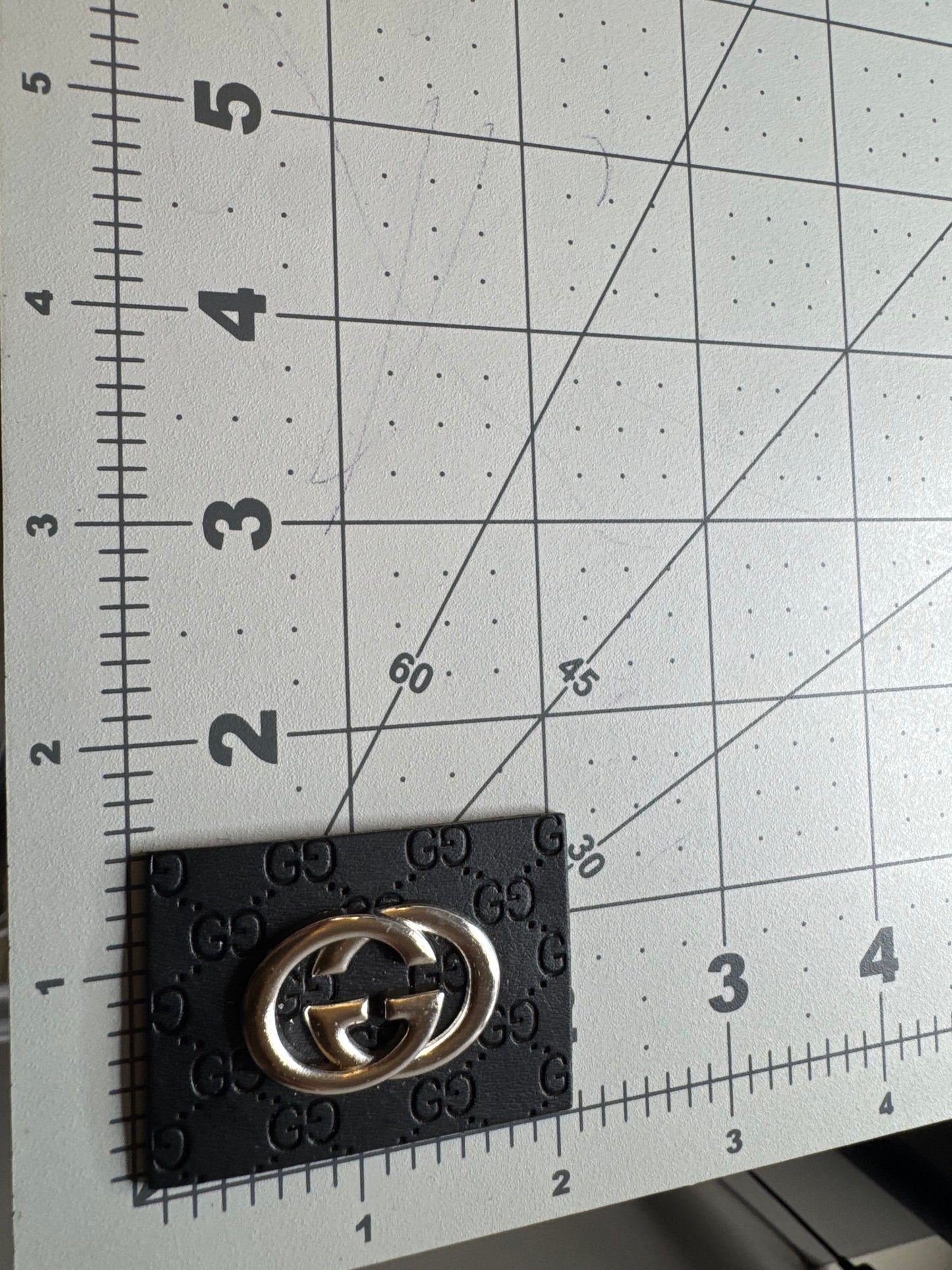 GG metal patch