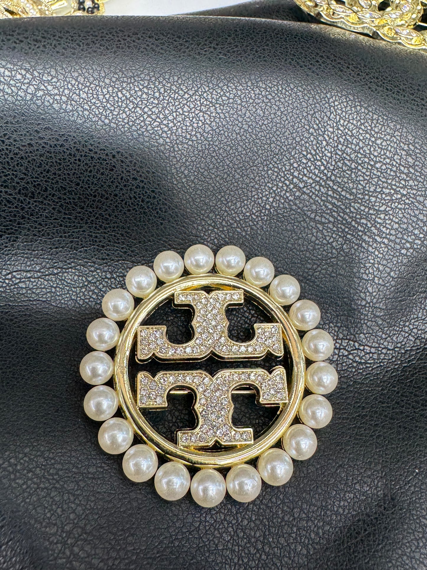 Torry B brooch