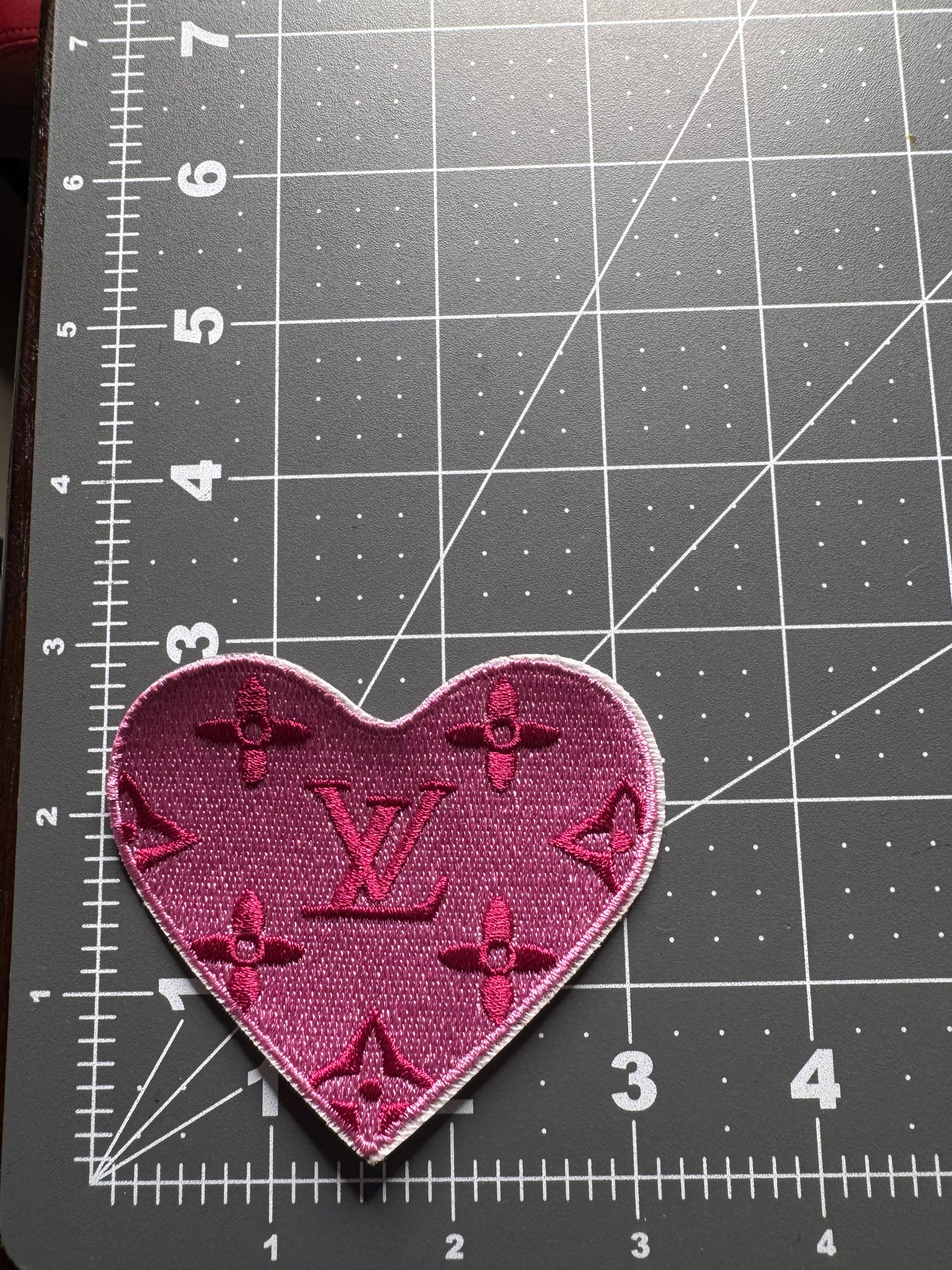 LV HEARTS
