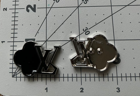 LV FLAT BACK CHARM