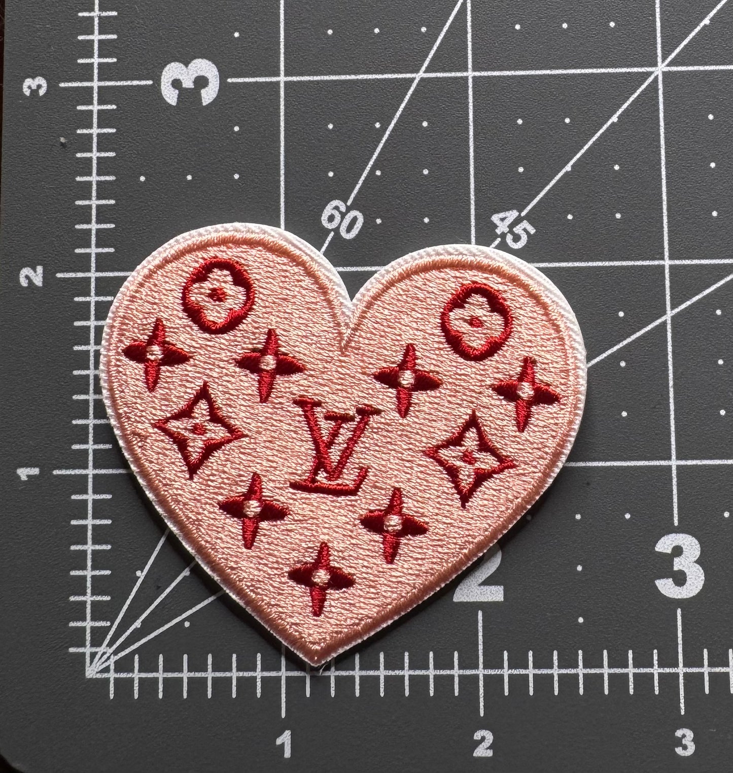 LV HEARTS