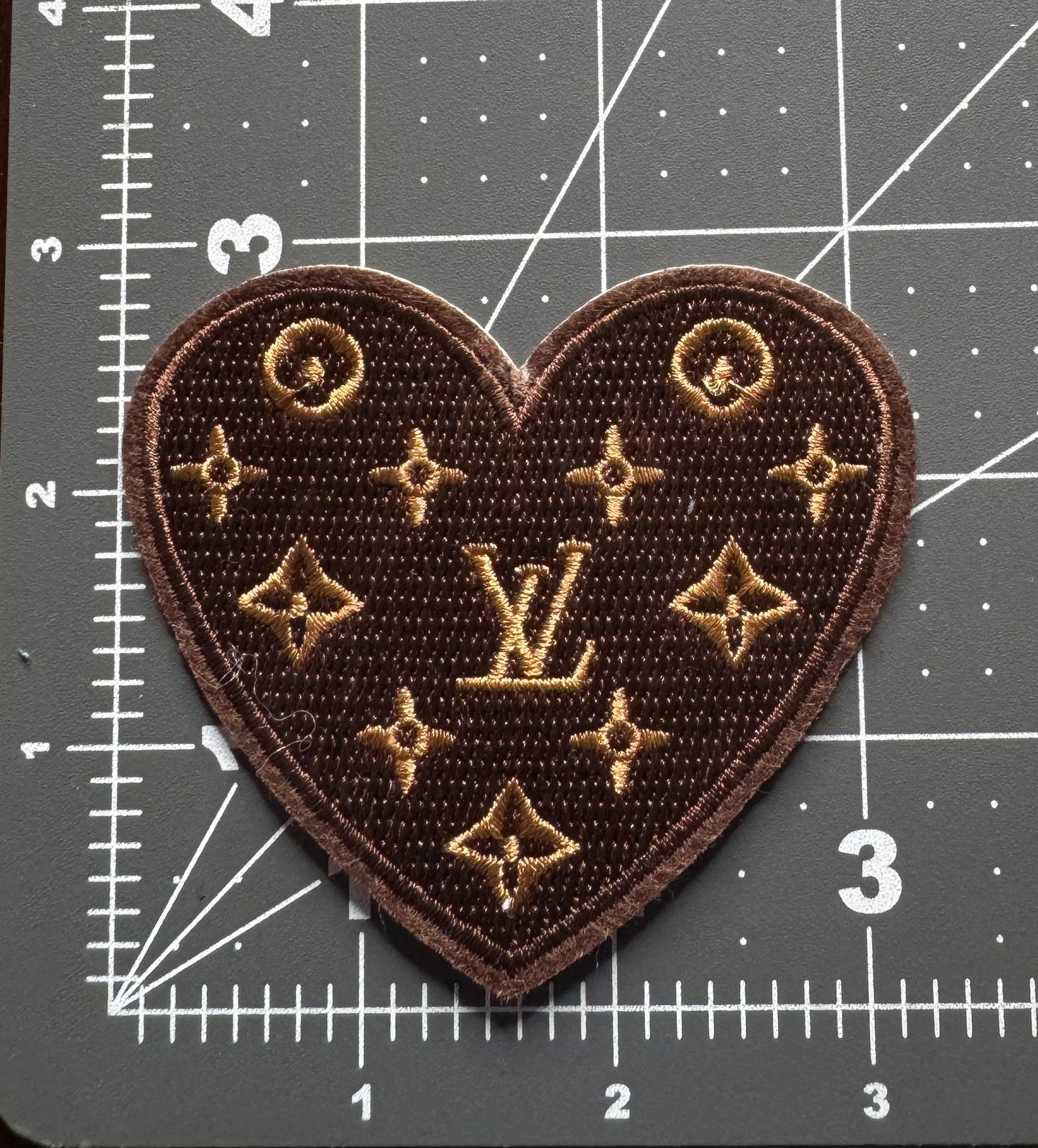 LV HEARTS