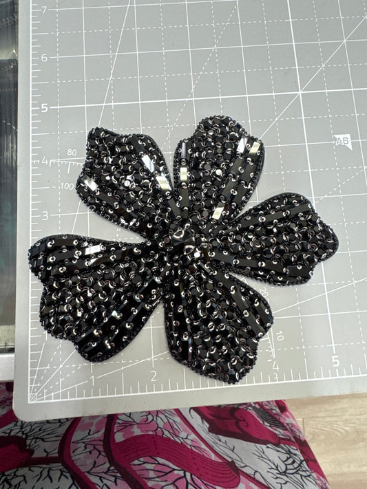 ￼Rhinestone Flowers