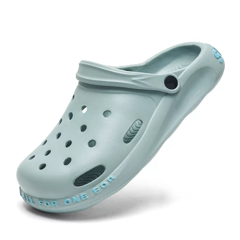 UNISEX CROCS